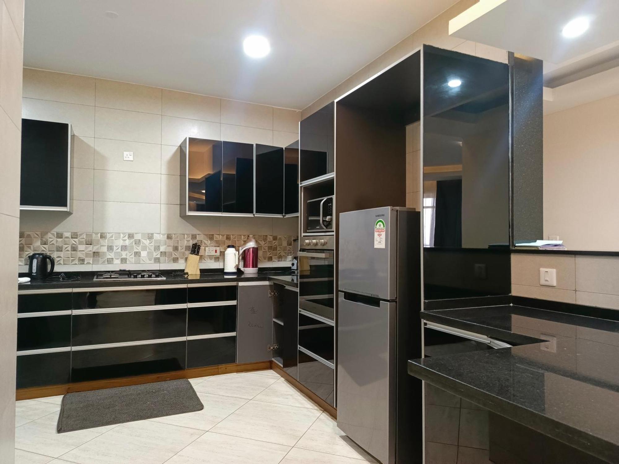 Savannah Lions Exquisite Apartment Mombasa Extérieur photo